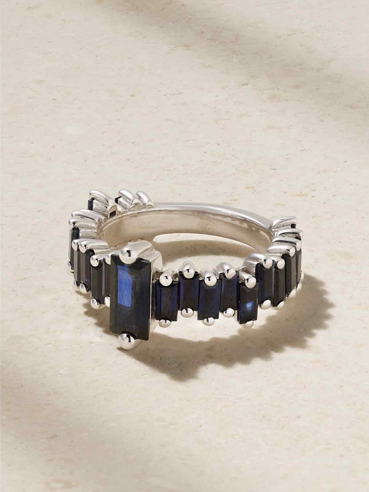 18-karat white gold sapphire ring SUZANNE KALAN