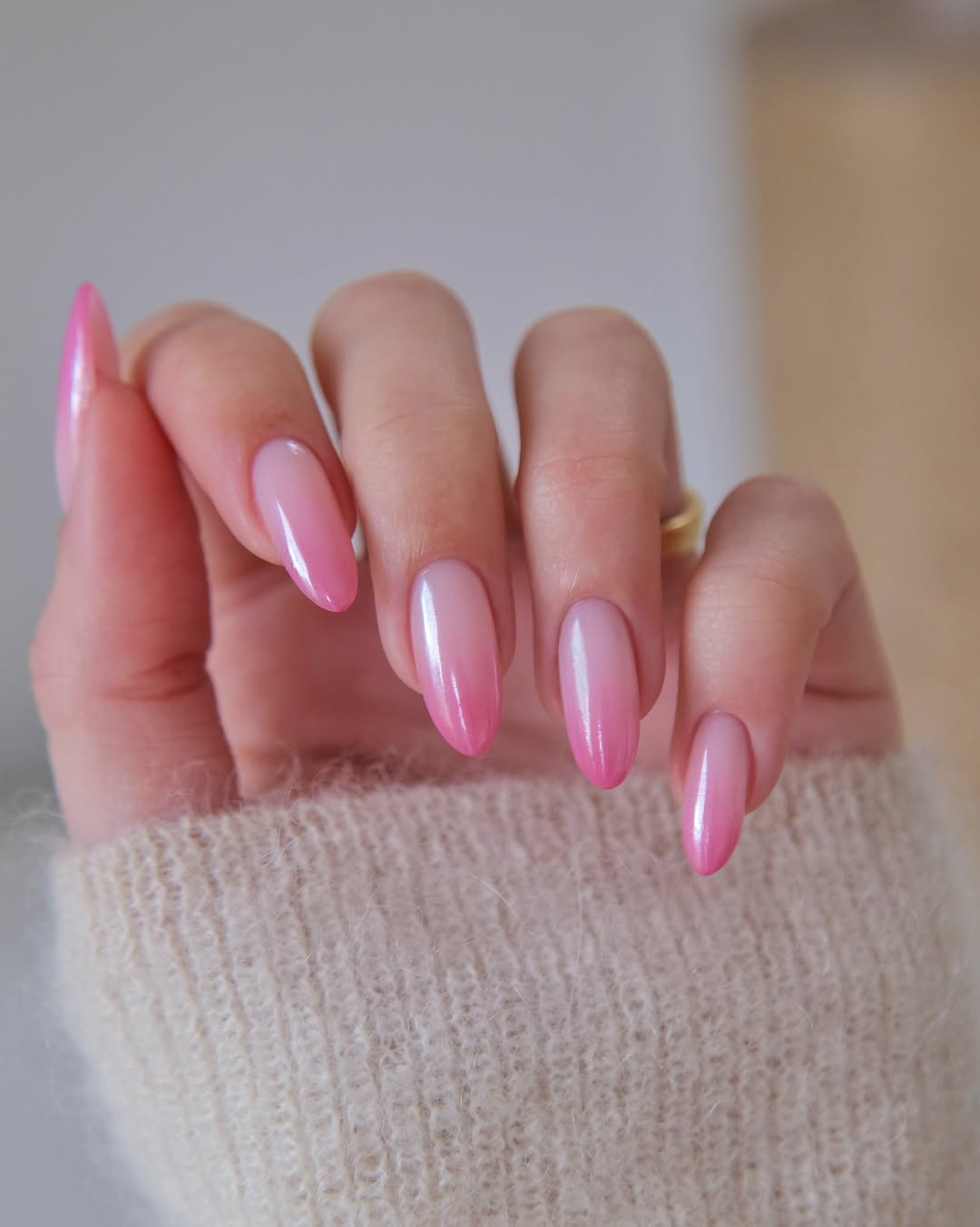 pink nail